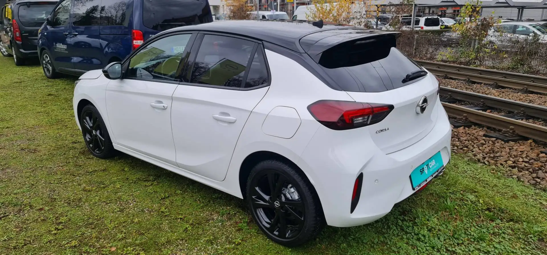 Opel Corsa CORSA 5T GS LINE 1.2(96)AT8S Blanc - 2