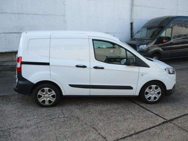 Ford Transit Courier