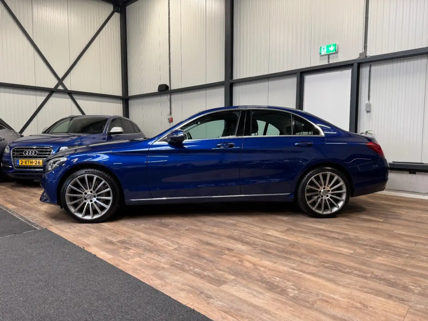 Mercedes-Benz C 350 C-KLASSE 350e Lease Edition / NAVI / CAMERA / CRUI Bleu - 2