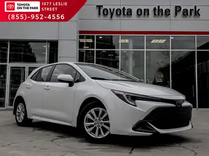2025 Toyota Corolla Hatchback SE FWD