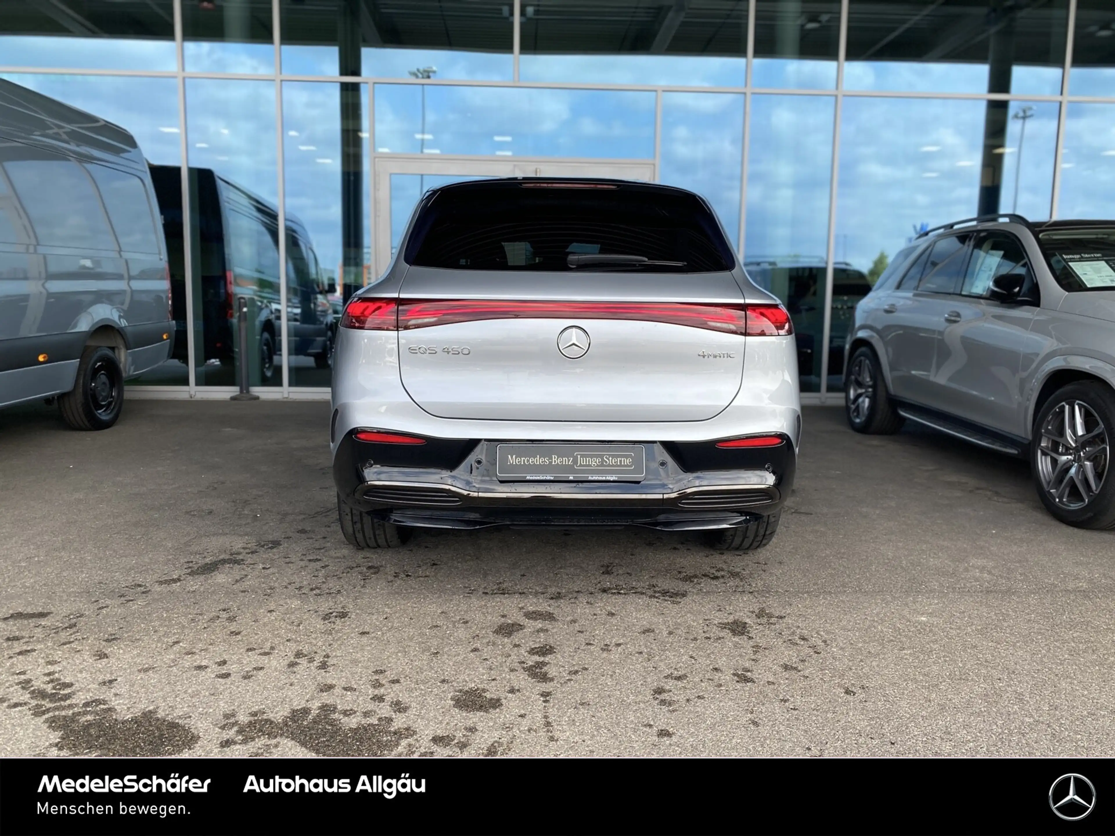 Mercedes-Benz EQS SUV EQS SUV 450 4M AMG Night 21" Permium 360° Pano — photo 5