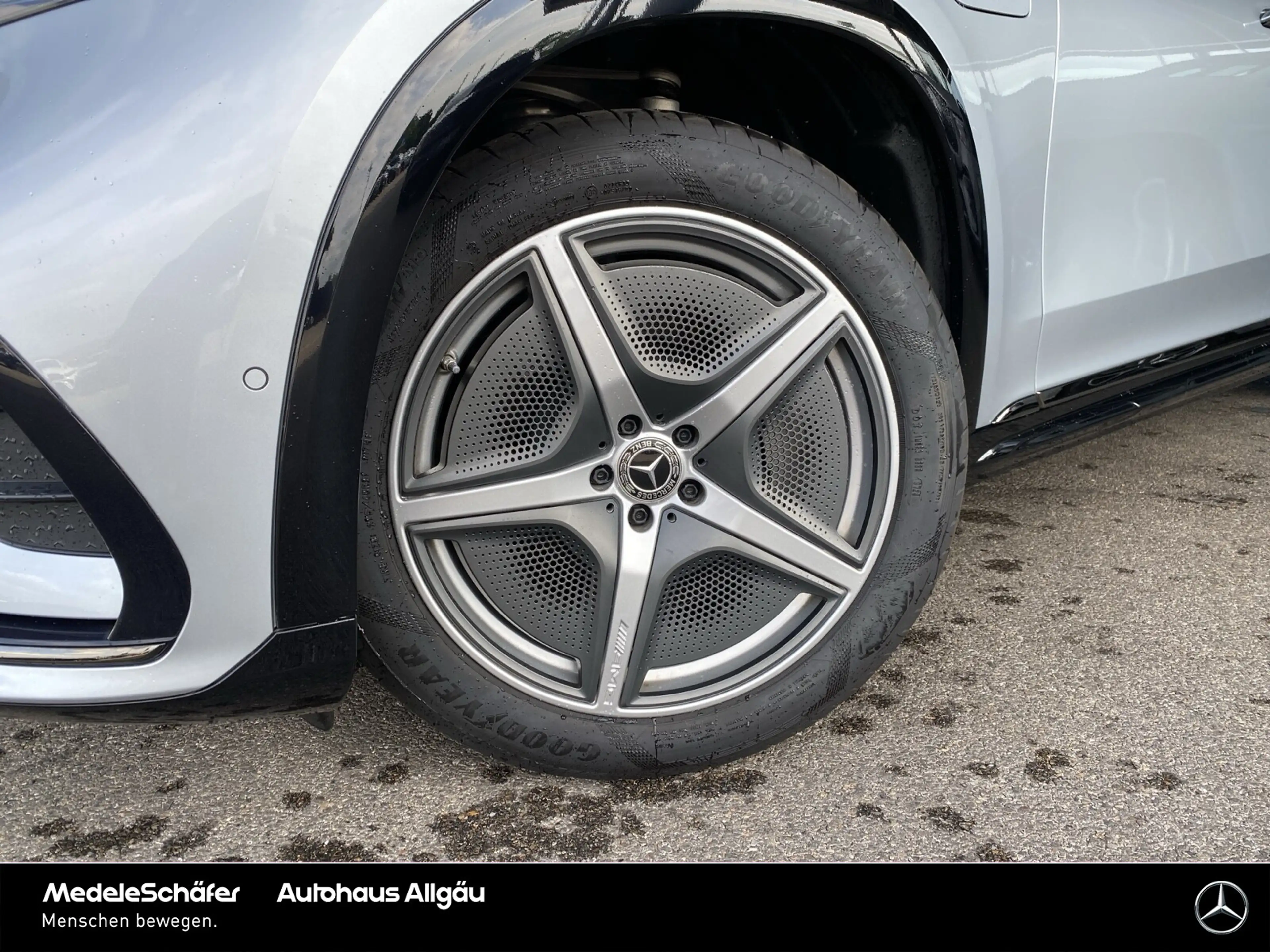 Mercedes-Benz EQS SUV EQS SUV 450 4M AMG Night 21" Permium 360° Pano — photo 14
