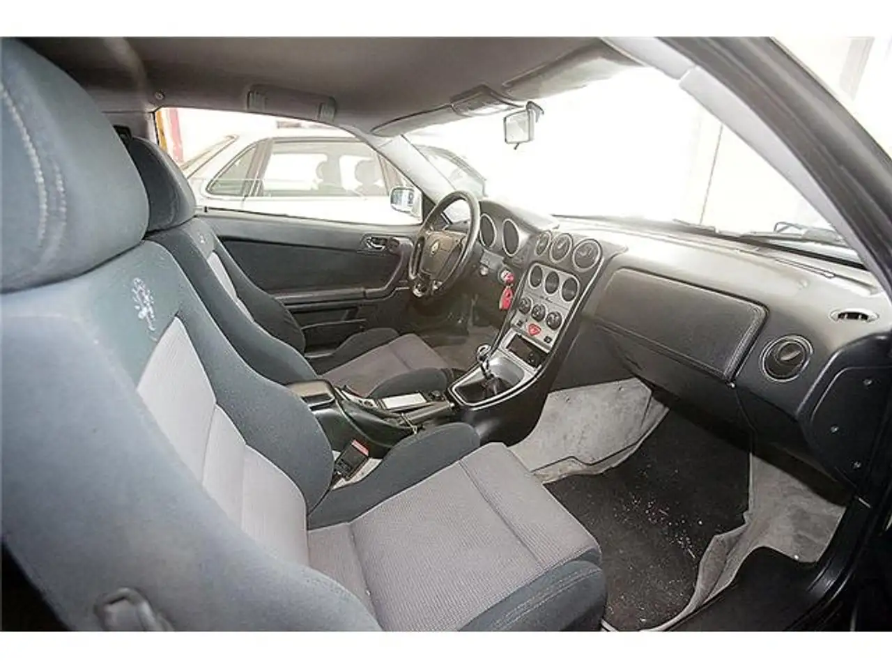 Alfa Romeo GTV 1.8i 16V Twin Spark cat, foto 9
