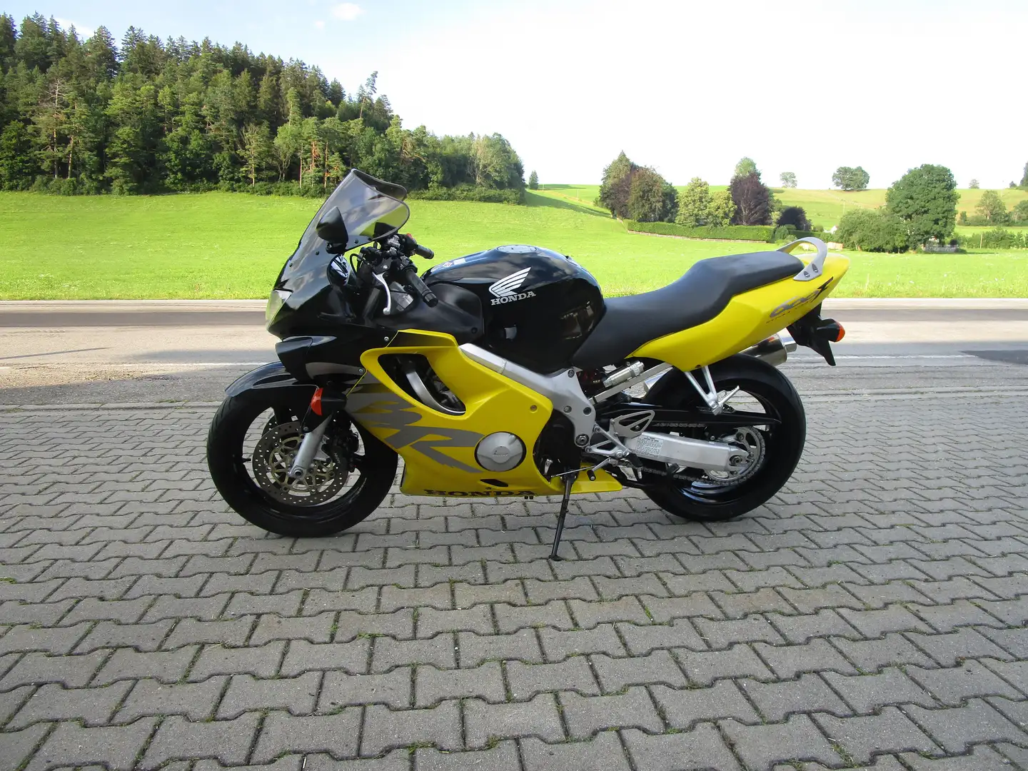 Honda CBR 600 F Sarı - 2