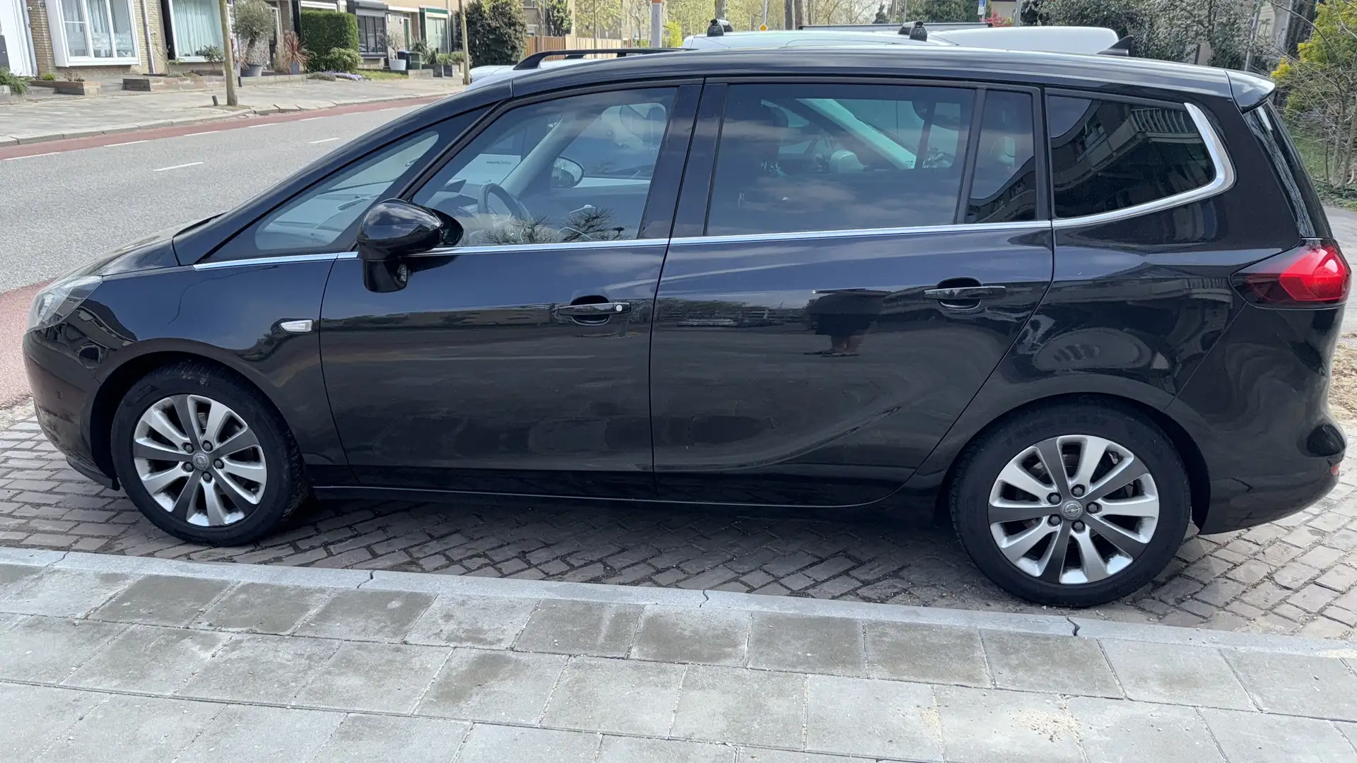 Opel Zafira Tourer 1.6 CDTI Bns+ 7p. Noir - 2