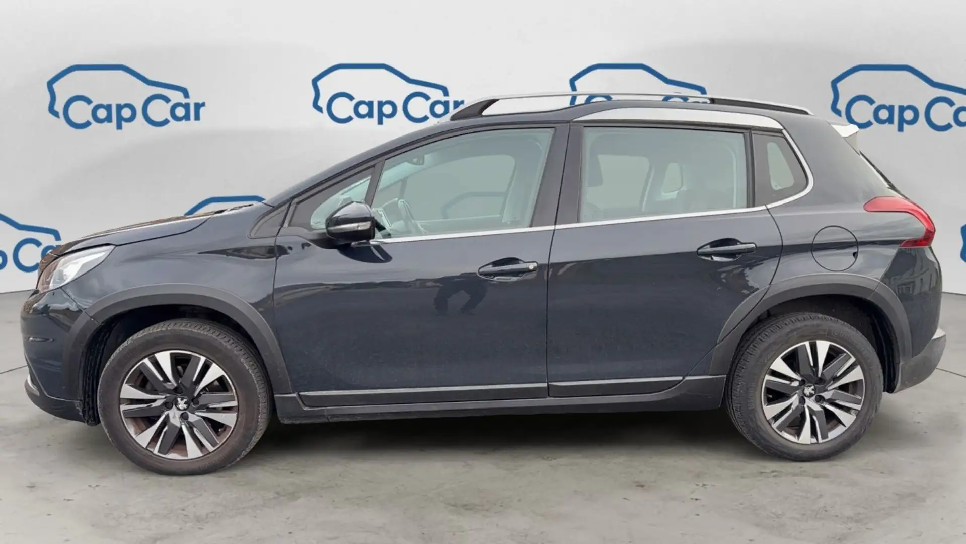 Peugeot 2008 1.6 BlueHDi 120 Allure - 2