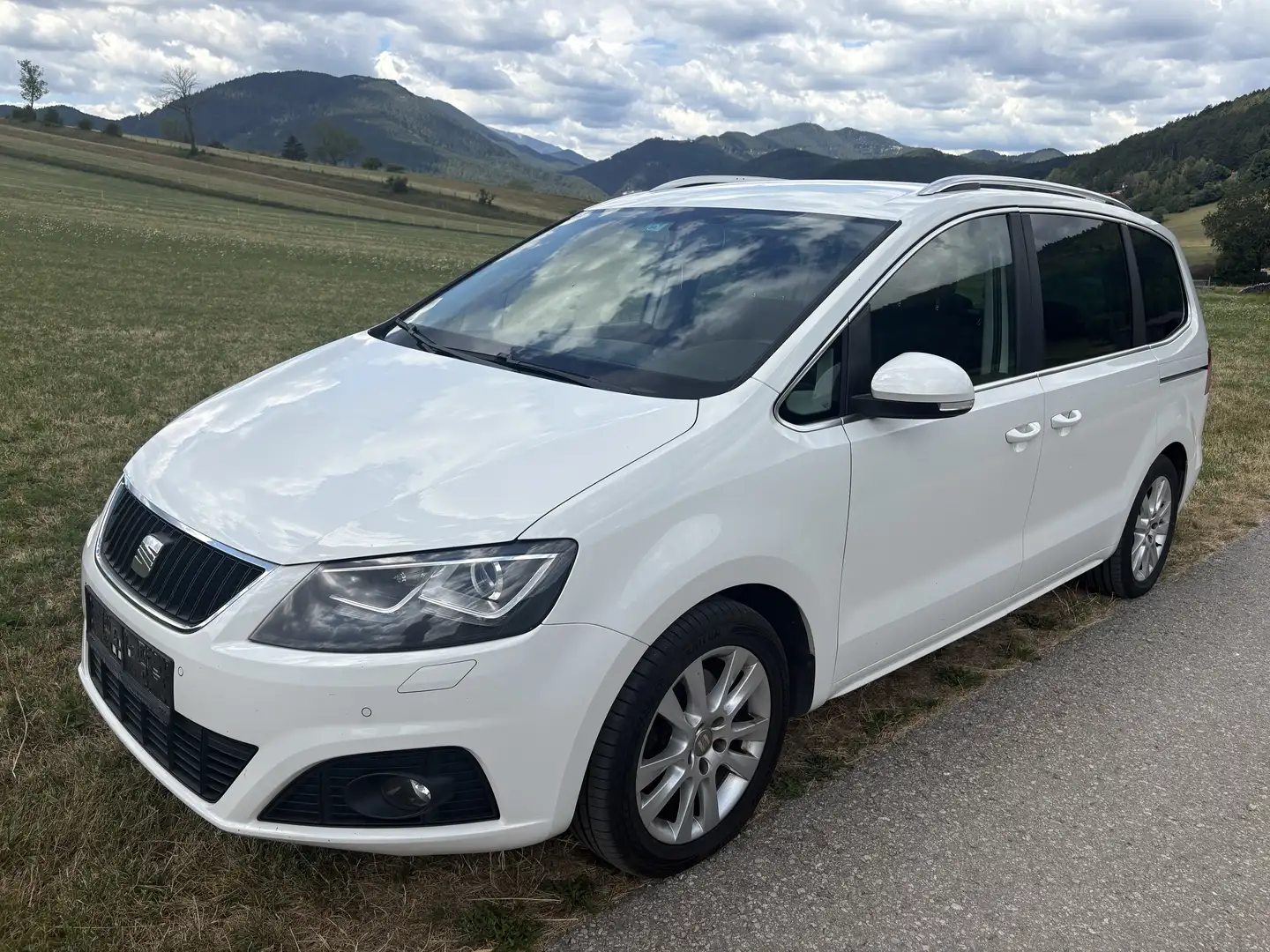 SEAT Alhambra Style 2,0 TDI CR 4WD DPF Weiß - 1