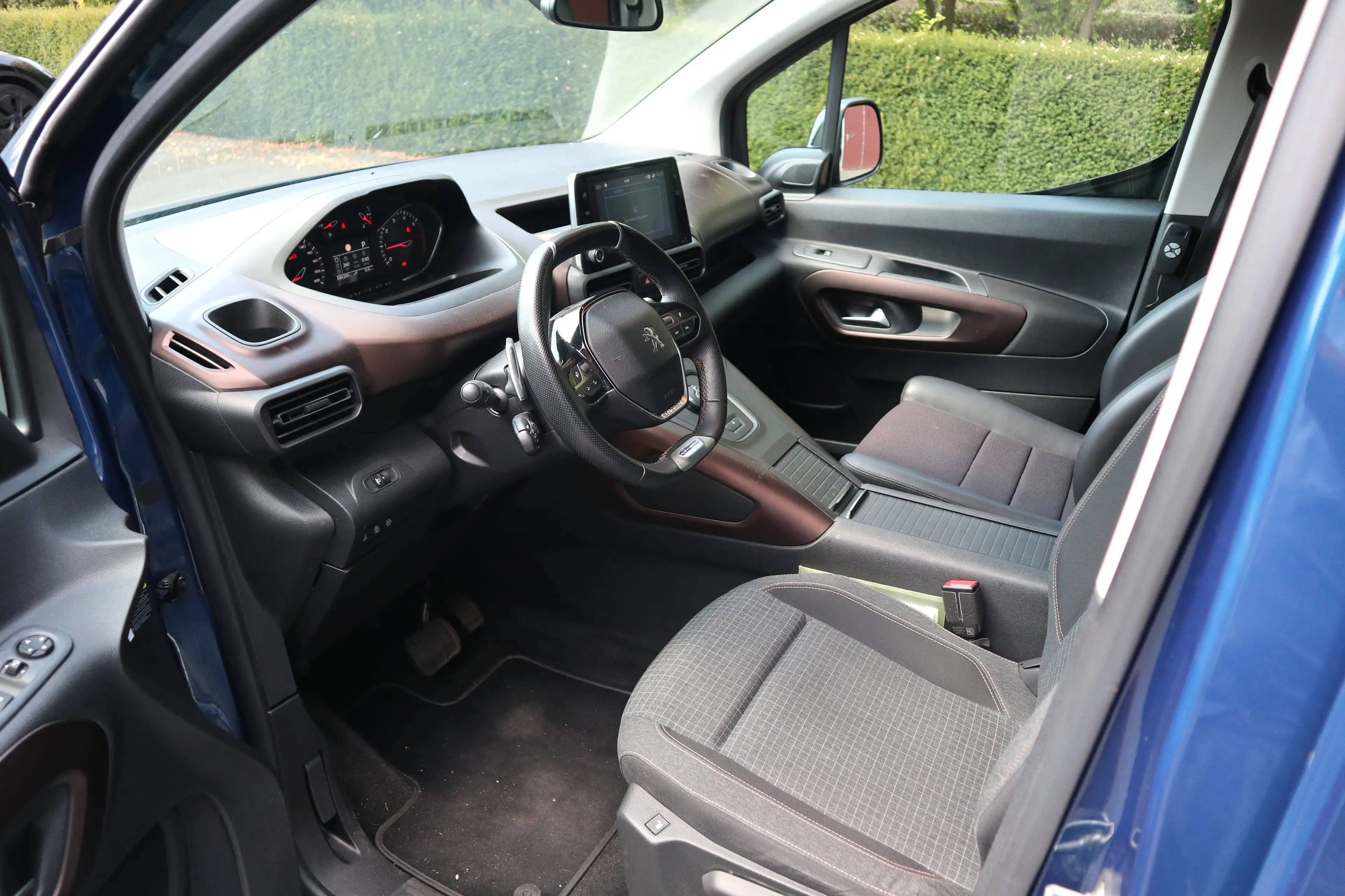 Peugeot Rifter Rifter Diesel BlueHDI 130 GT*rollstuhlgerecht*elek. Drehsitz*Garantie* — photo 15