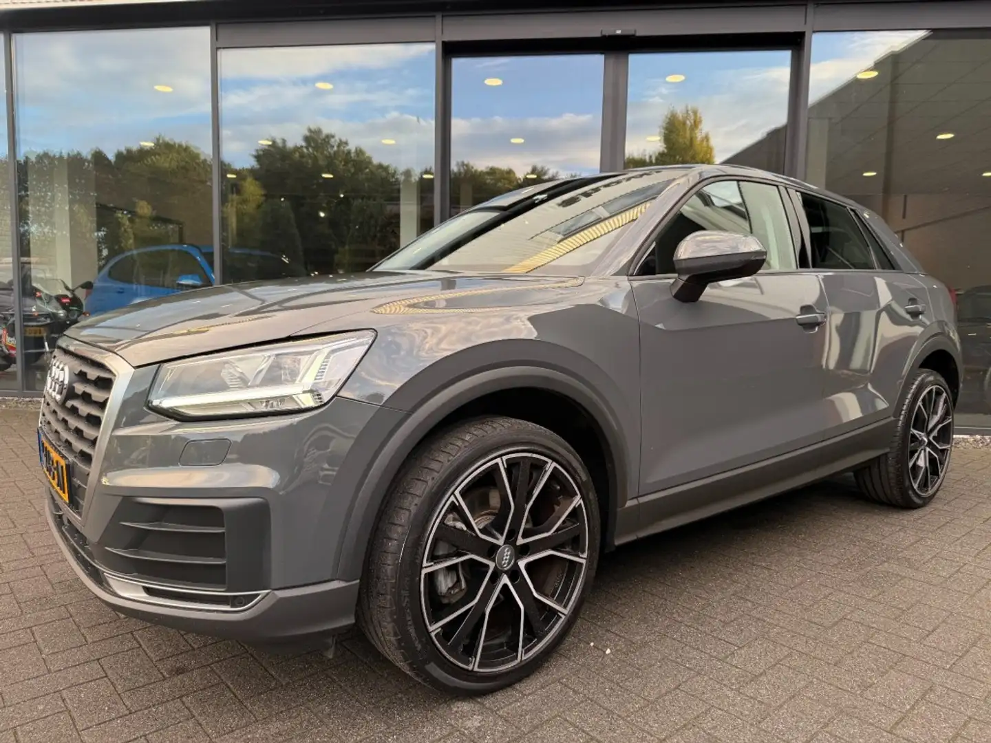 Audi Q2 1.0 TFSI Sport ProLine,LED,Navi,Clima,Stoelverw,PD Grau - 2