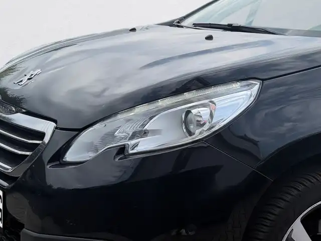 Peugeot 2008 view 2