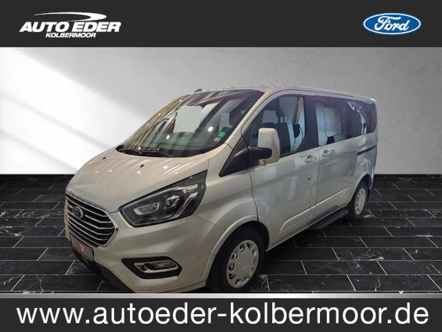 Ford Tourneo Custom Titanium X 320 L1 Bluetooth Navi Plateado - 1