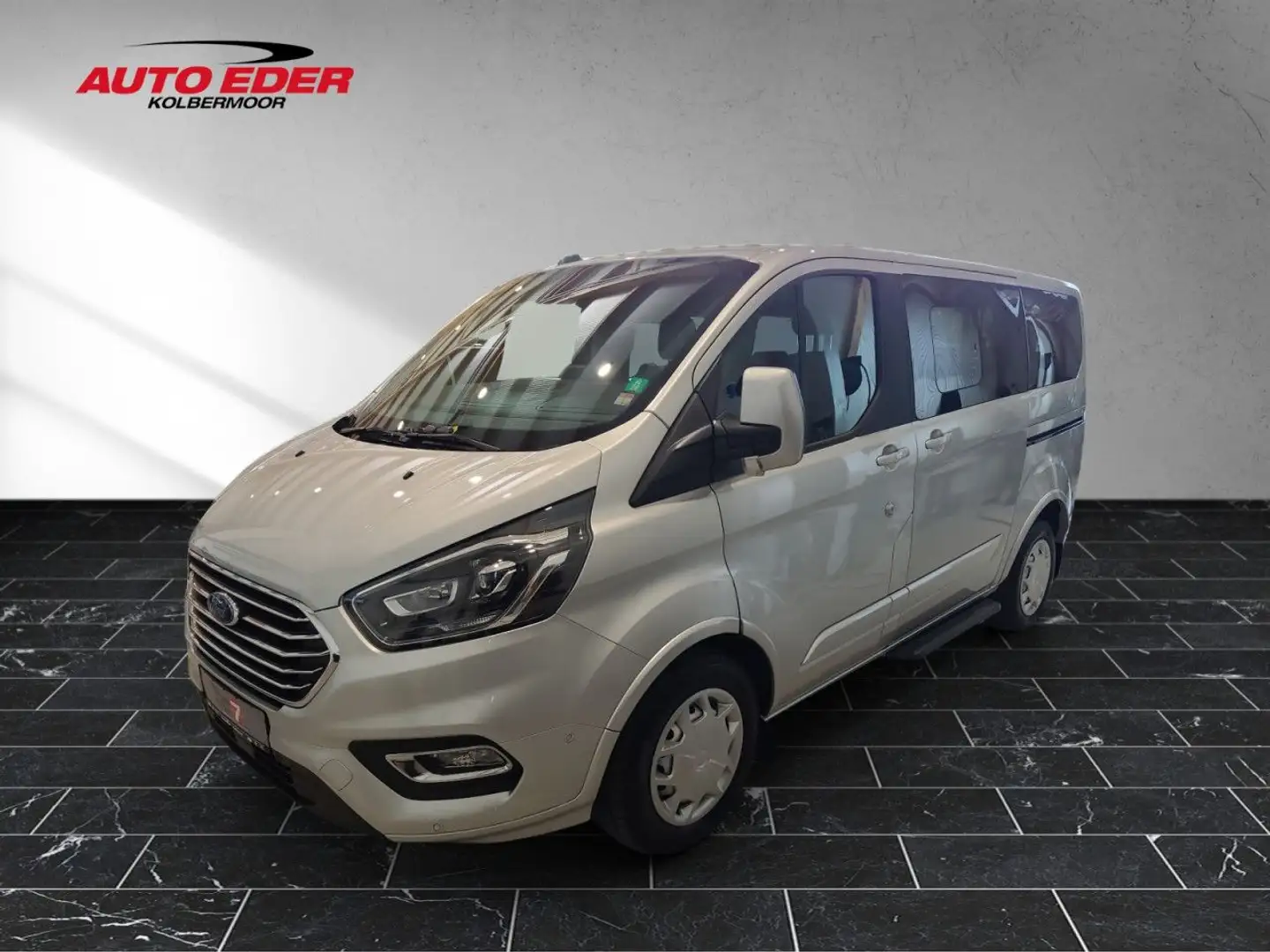 Ford Tourneo Custom Titanium X 320 L1 Bluetooth Navi Plateado - 2