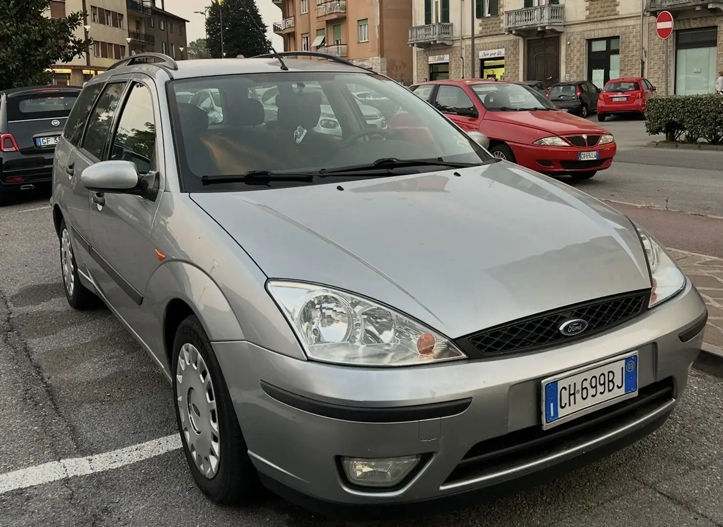 Ford Focus SW 1.8 tdci Ambiente 100cv - 2