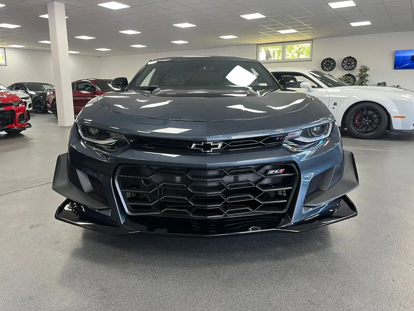 Chevrolet Camaro RS *3,6l V6 ZL1 / AUT / KAMERA* Grau - 2