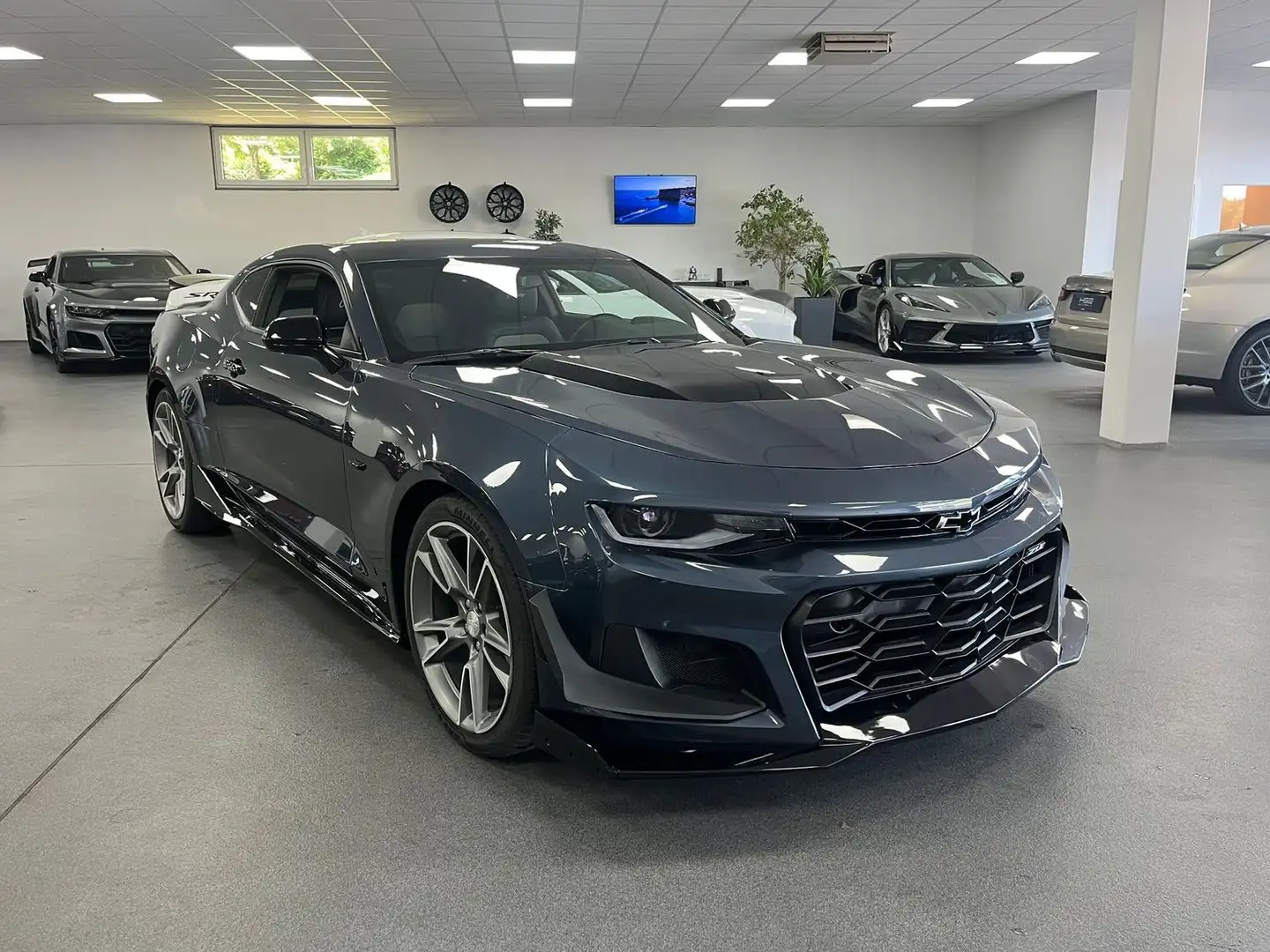 Chevrolet Camaro RS *3,6l V6 ZL1 / AUT / KAMERA* Grau - 1