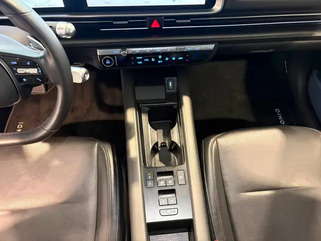 Hyundai IONIQ 6 view 12
