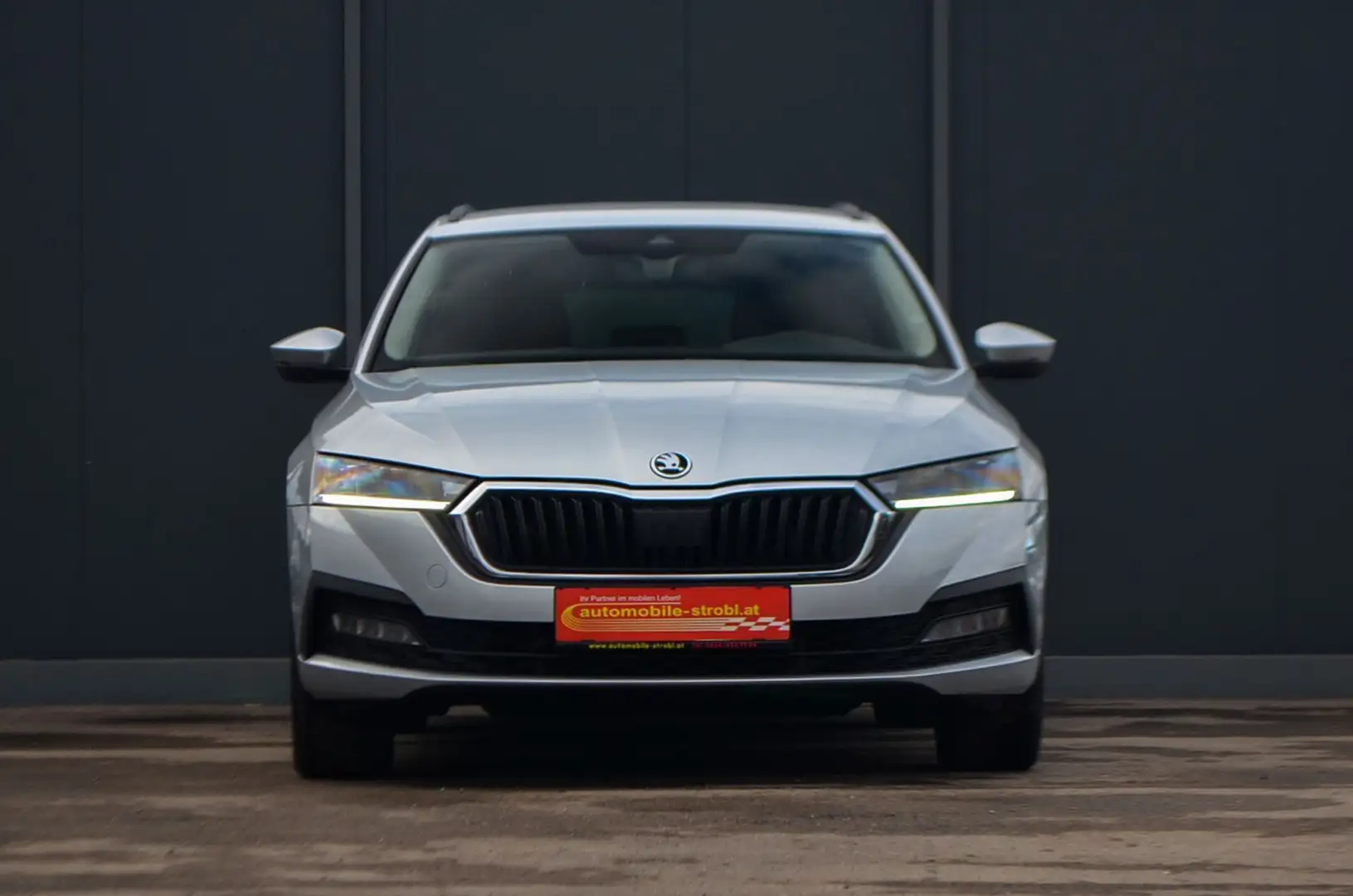 Skoda Octavia Kombi 1,4 iV DSG * Top-Ausstatt * Garantie * Silber - 2
