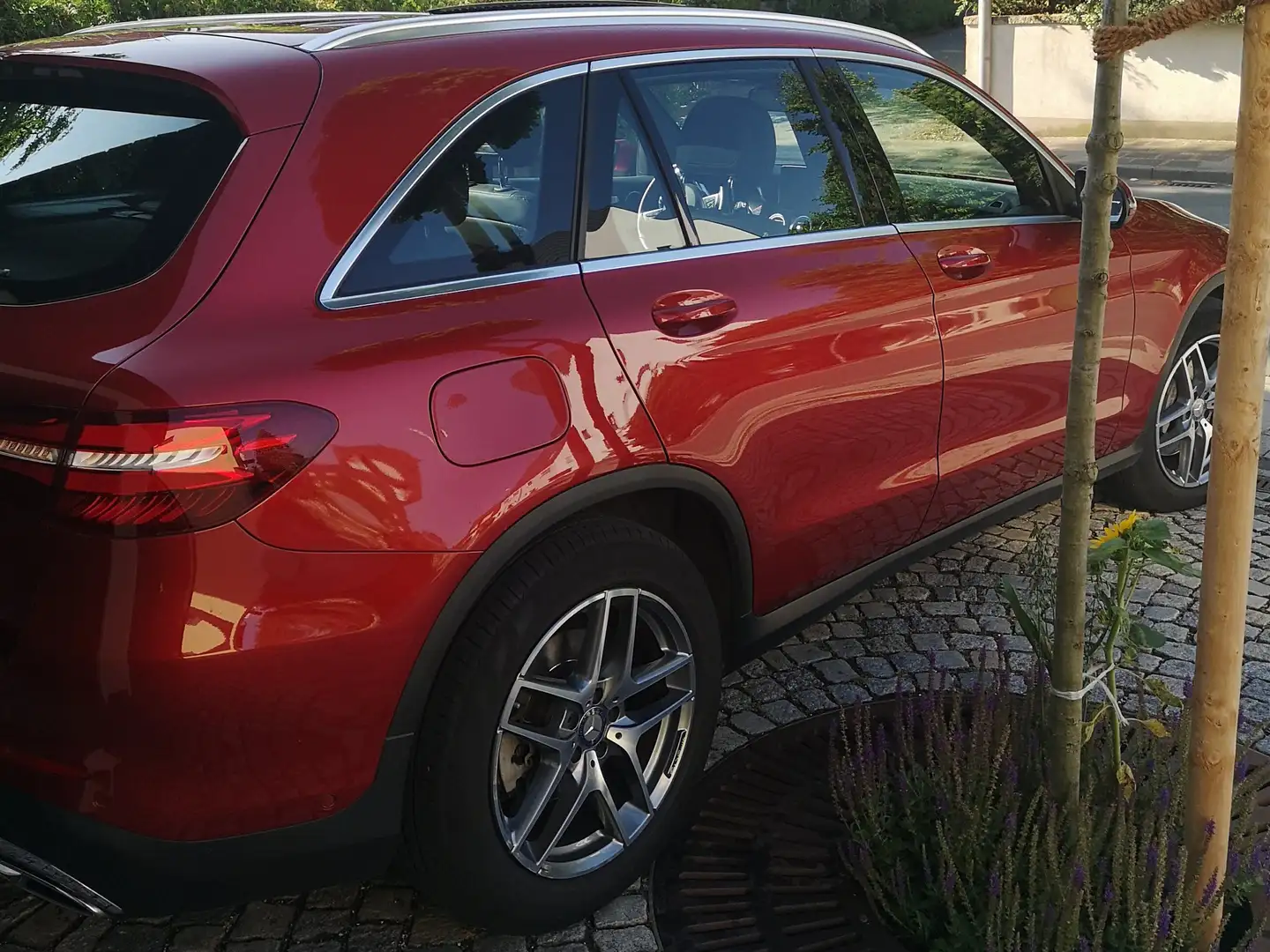 Mercedes-Benz GLC 250 GLC 250 d 4Matic 9G-TRONIC AMG Line Rood - 2