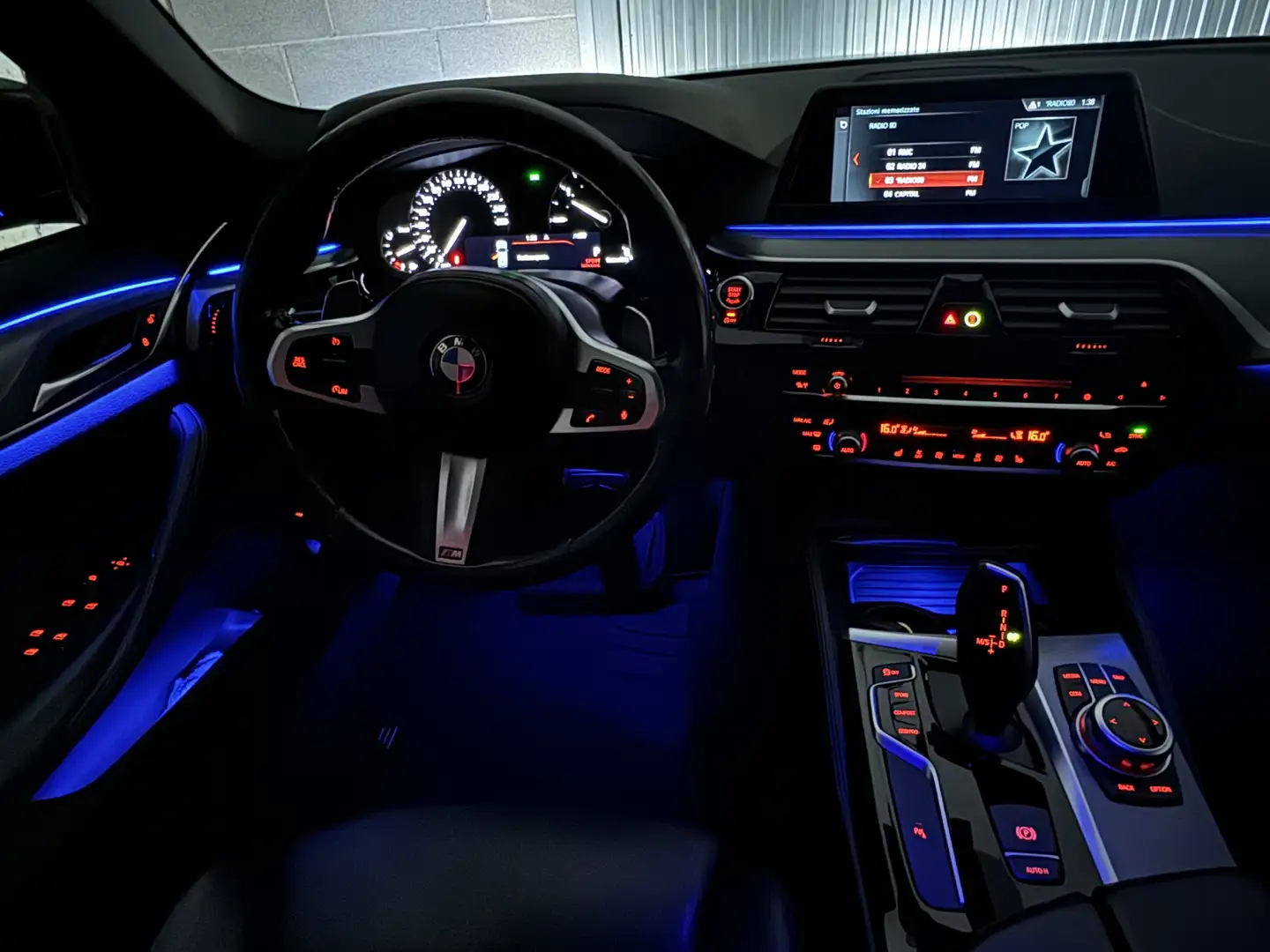 BMW 520 520d Touring Msport auto PERFORMANCE Bianco - 2