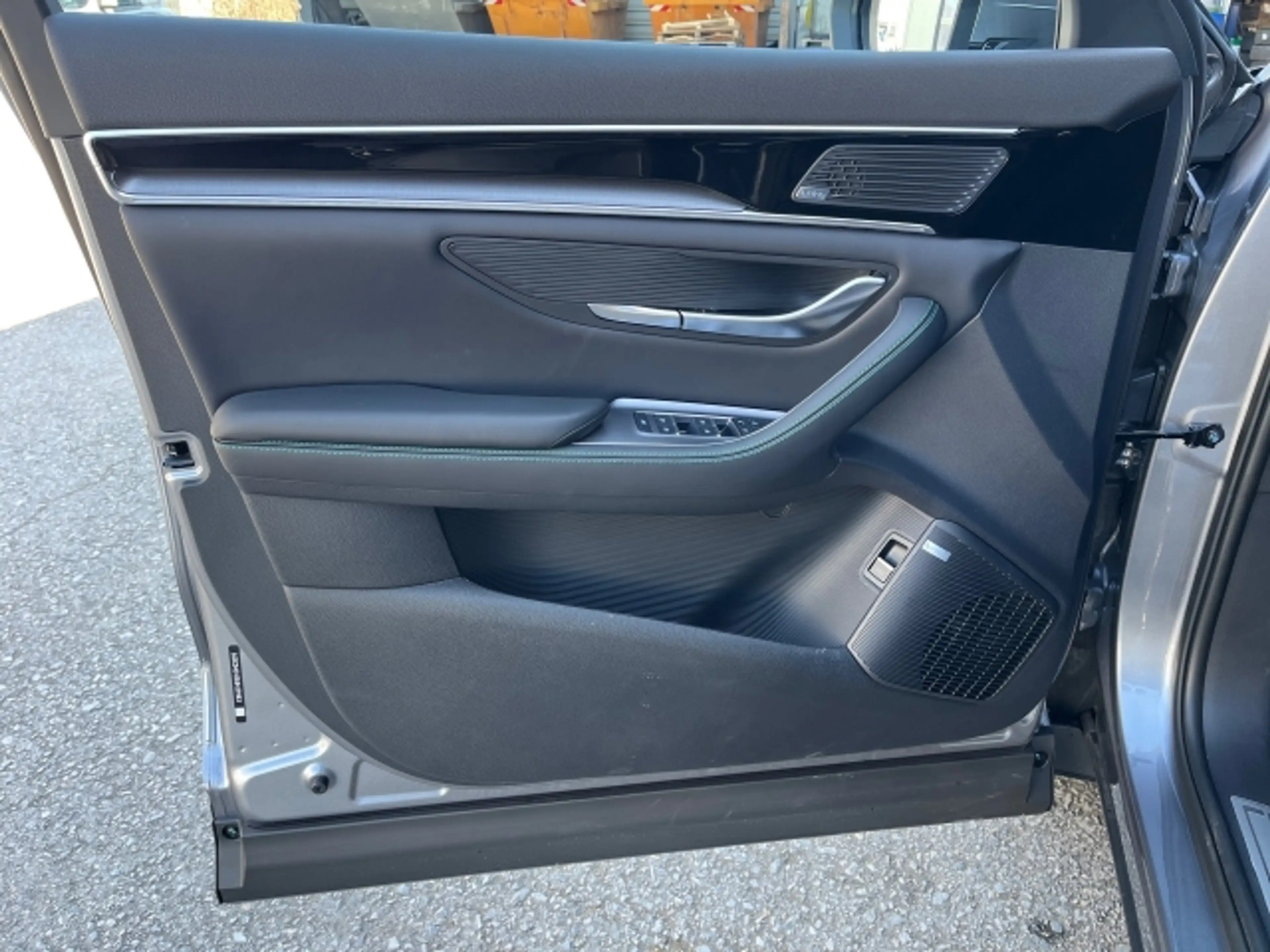 BYD Seal U DM-i Boost — photo 10