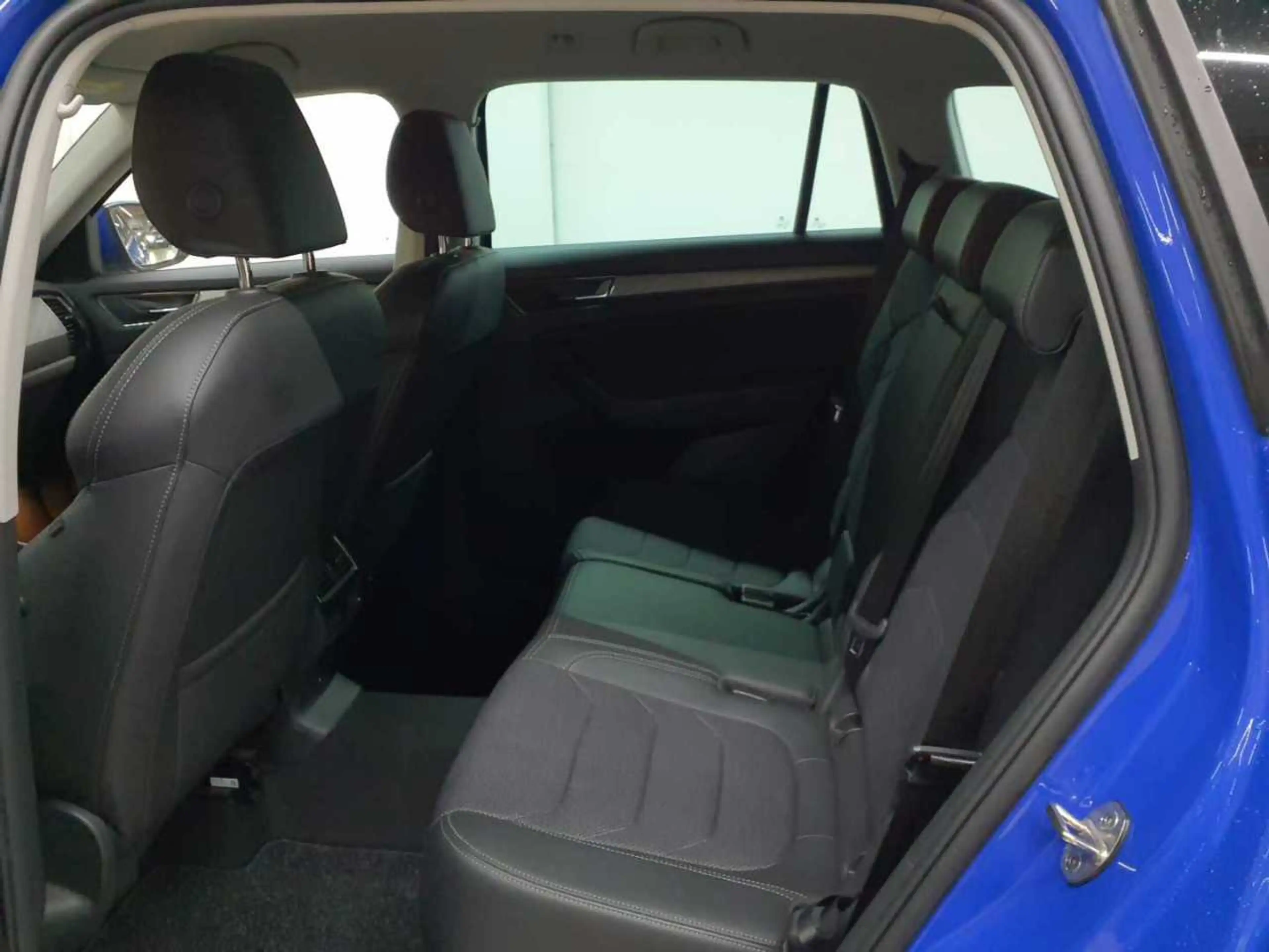 Skoda Kodiaq 2.0 TDI 4x4 DSG Style AHK ACC NAV — photo 13