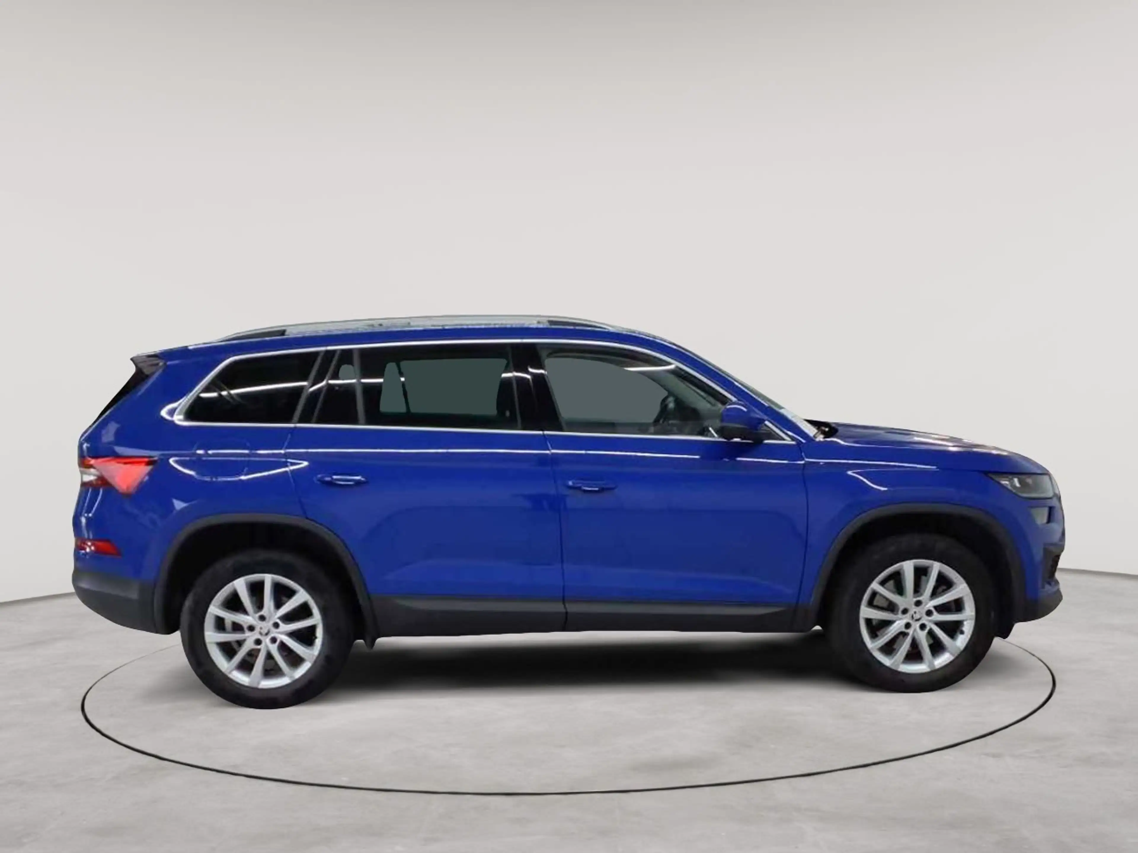 Skoda Kodiaq 2.0 TDI 4x4 DSG Style AHK ACC NAV — photo 3
