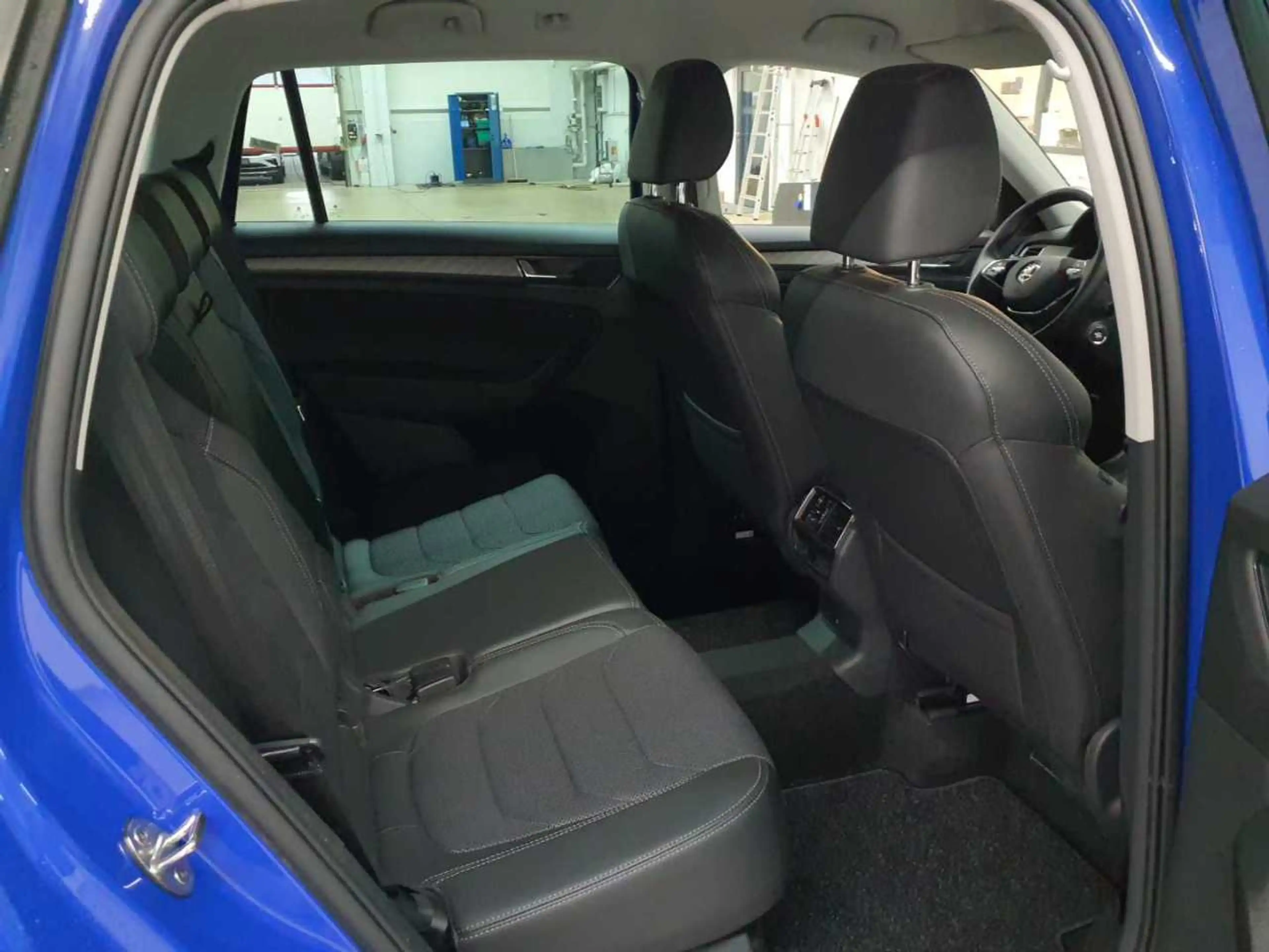 Skoda Kodiaq 2.0 TDI 4x4 DSG Style AHK ACC NAV — photo 14