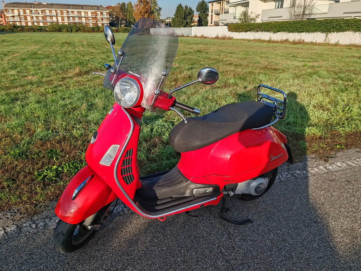Vespa GTS 250ie Rot - 1