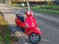 Vespa GTS 250ie Rot - thumbnail 4