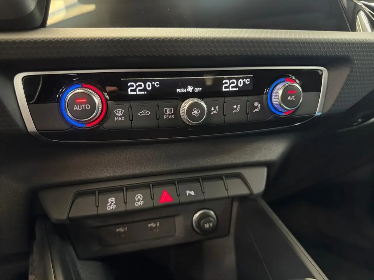 Audi A1 Citycarver Audi A1 citycarver Business Edition 30 TFSI 81(110) kW(ch) S tronic 7