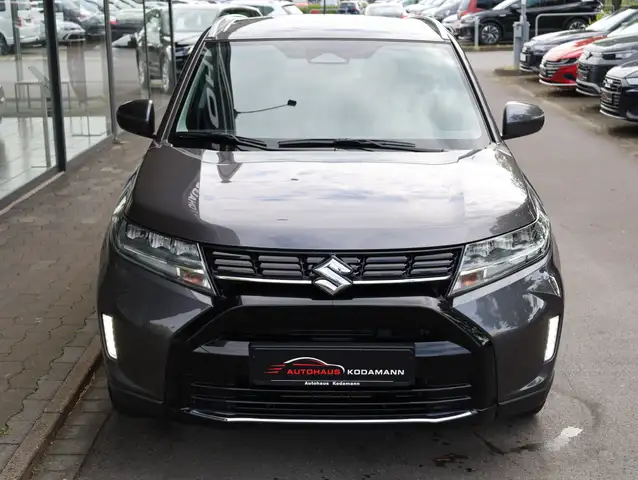 Suzuki Vitara view 3