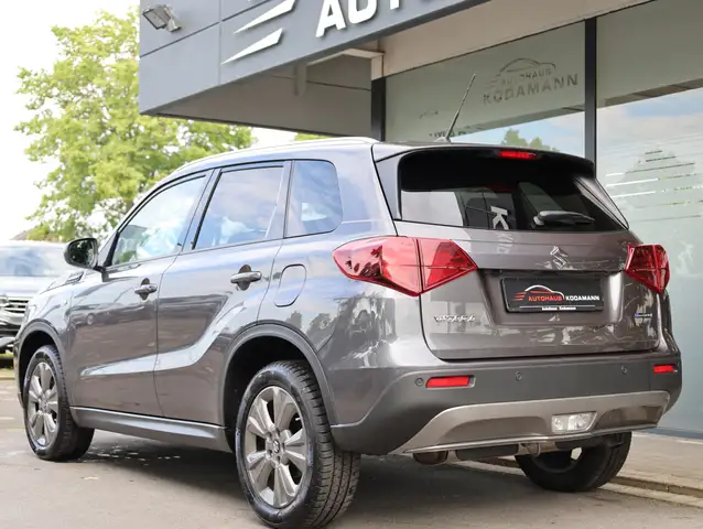 Suzuki Vitara view 8