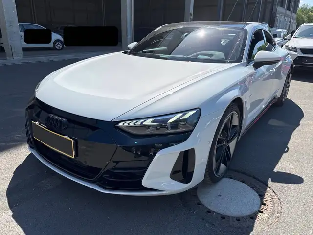 Audi e-tron GT