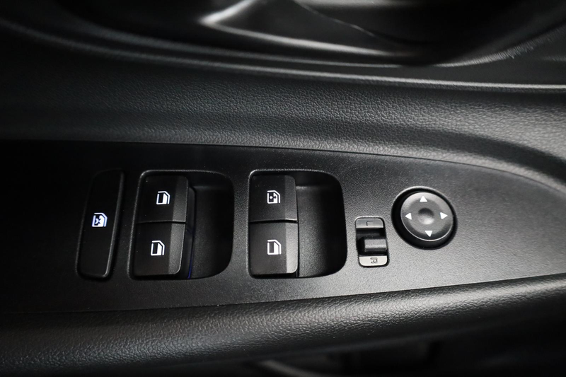 Hyundai i20 1.0 T-GDI Go!, Navi, Kamera, LED, AppConnect, W... — photo 7