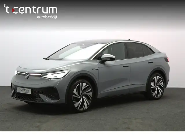 Volkswagen ID.5 Pro 77 kWh 204 PK, SOH 96 %, Panoramadak, Trekhaak