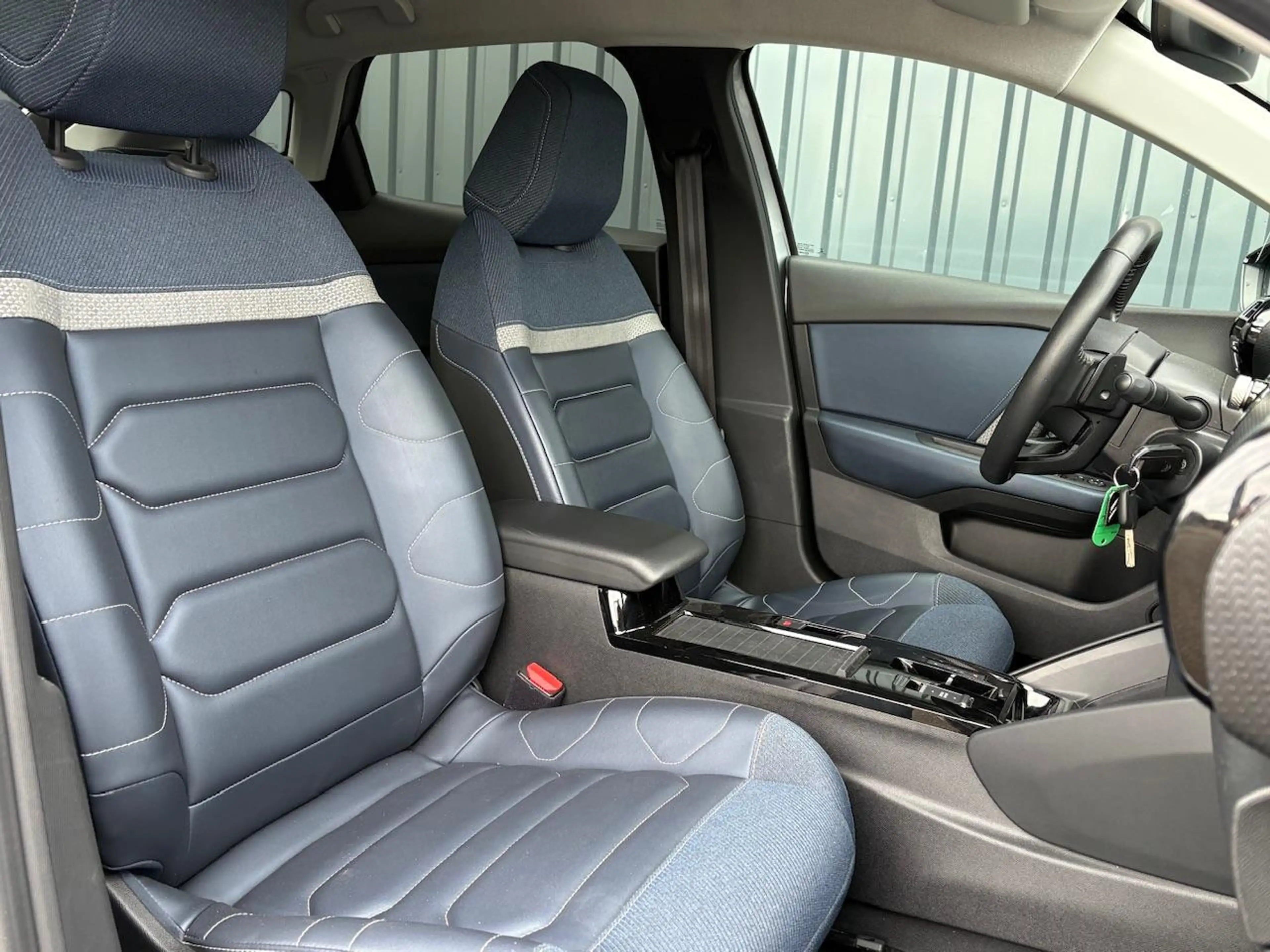 Citroen C4 1.2 Turbo 130pk Automaat Feel Edition | Navigatie — photo 12