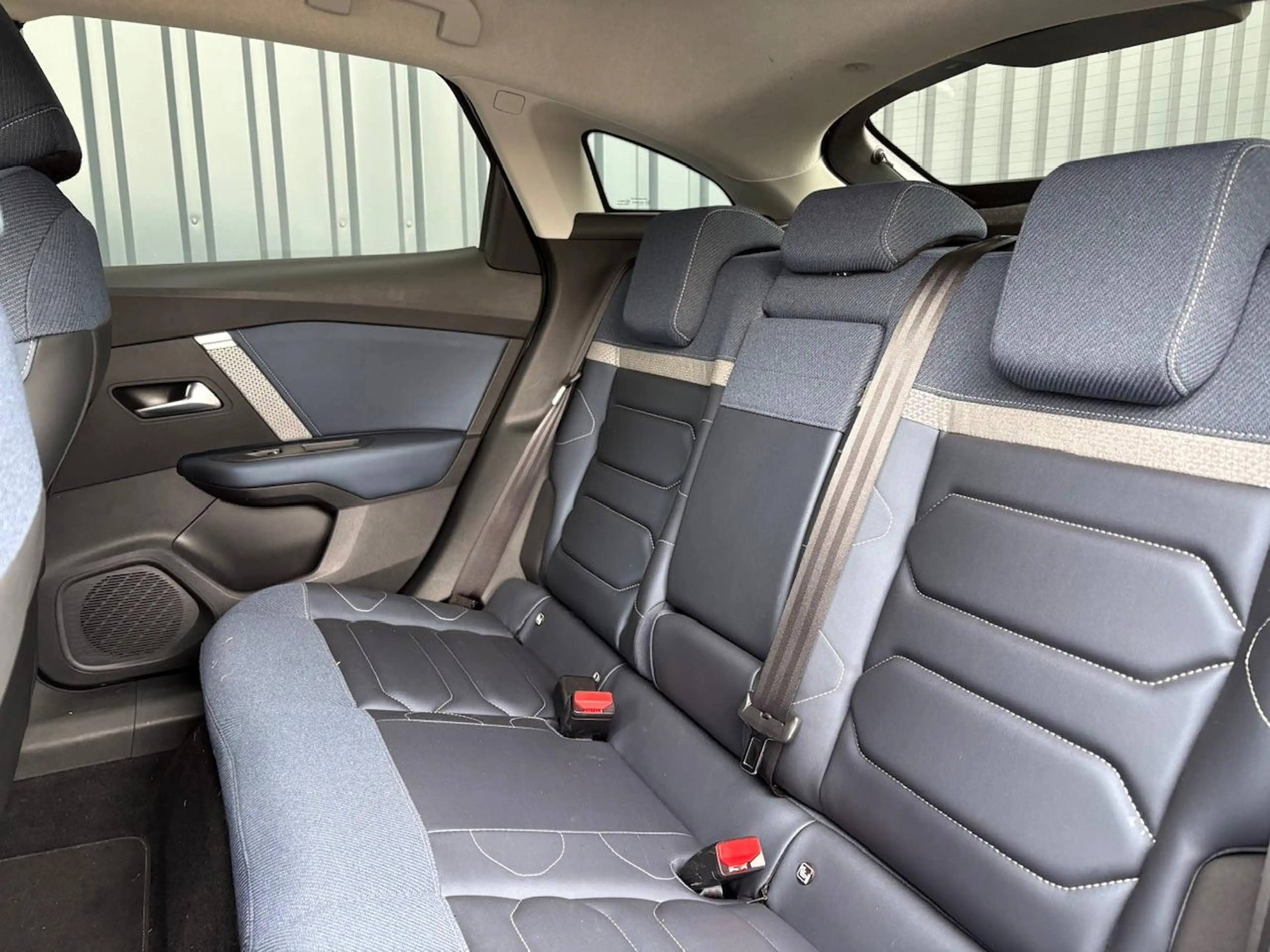 Citroen C4 1.2 Turbo 130pk Automaat Feel Edition | Navigatie — photo 13