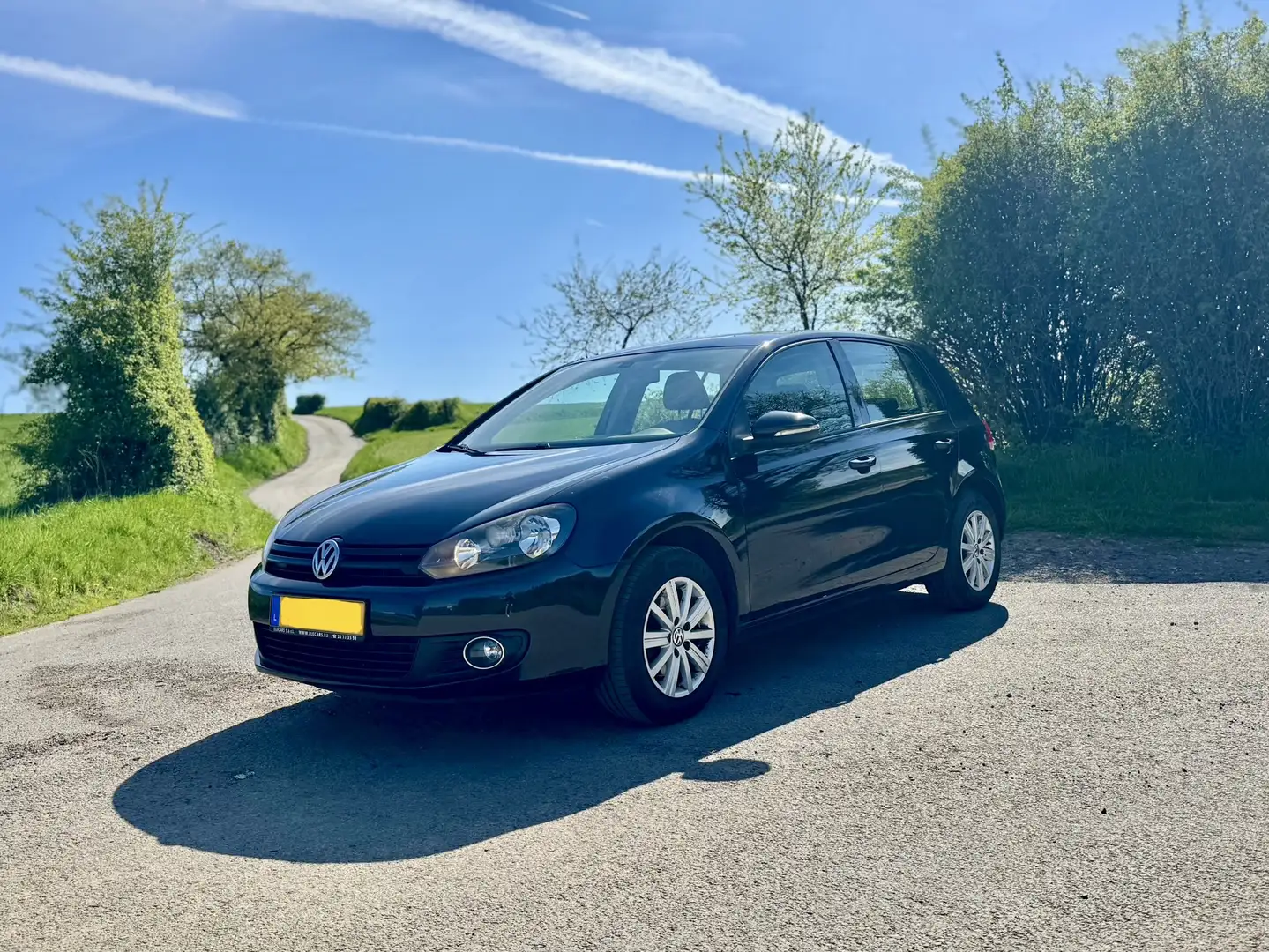Volkswagen Golf 1.6 TDI DPF BlueMotion Noir - 1