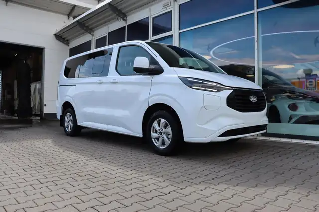 Ford Transit Custom Kombi 2.5 l PHEV 9-Sitzer 0,0%*