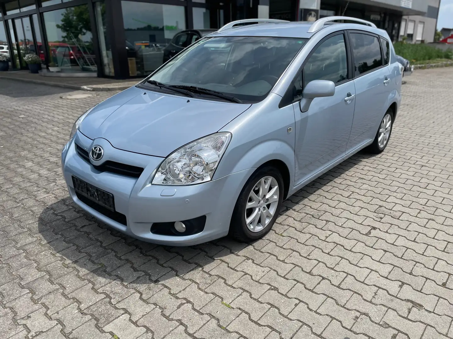 Toyota Corolla Verso 2.2 D-4D Klimaautomatic, Sitzheizung ,AHK Синій - 1