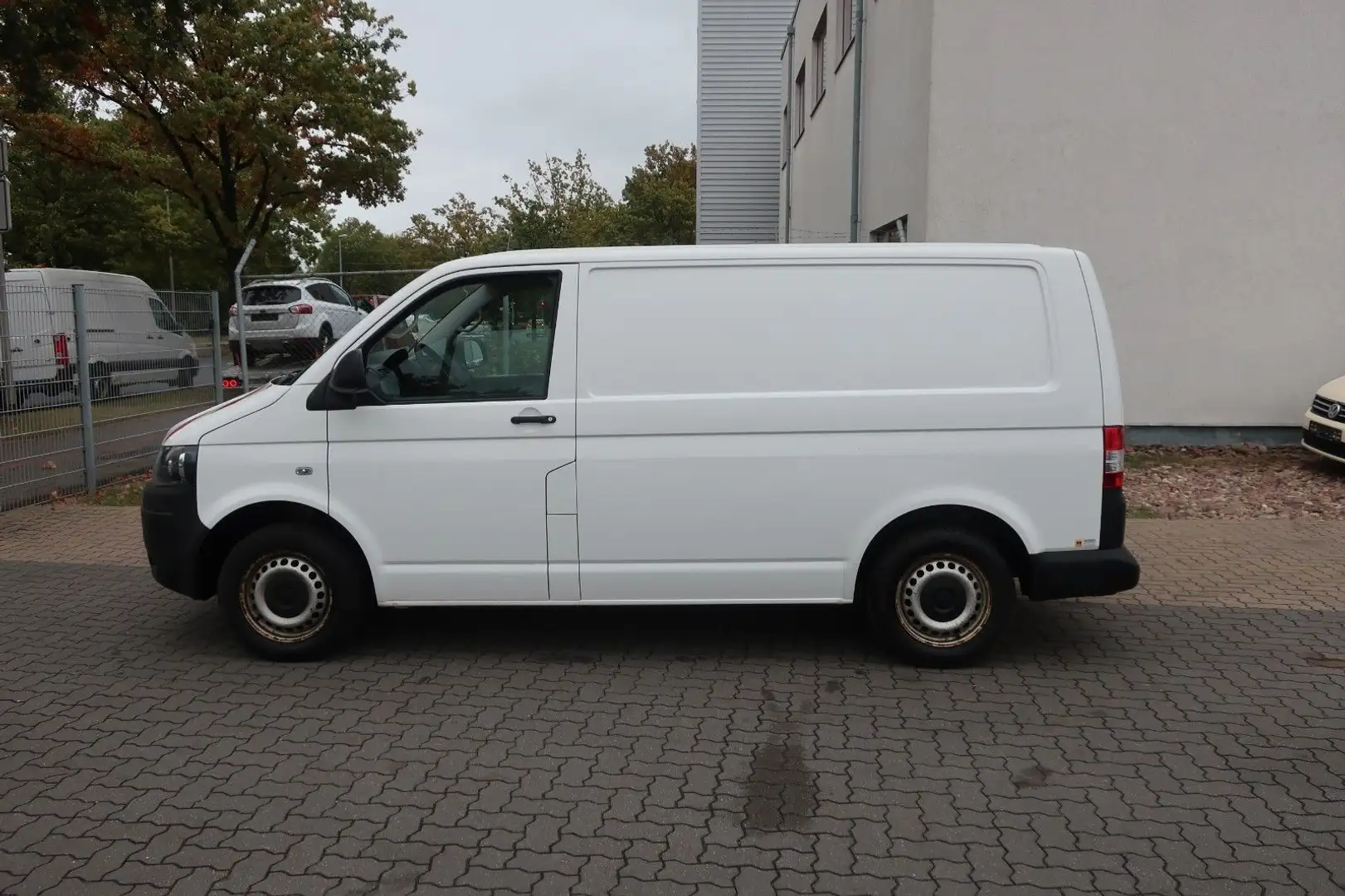 Volkswagen T5 Transporter Kasten 4Motion / Klima / FN: 156 Weiß - 2