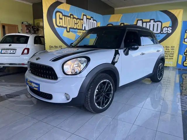 MINI Cooper Countryman D