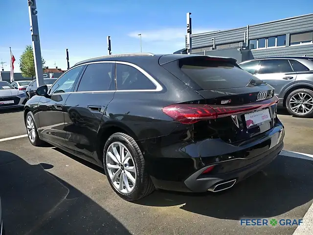 Audi A5 view 4