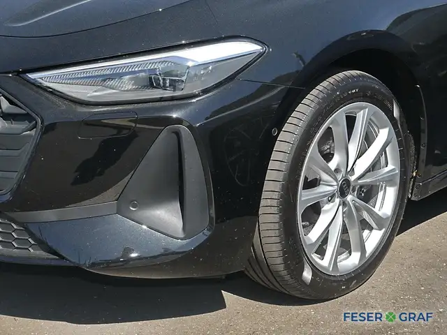 Audi A5 view 11