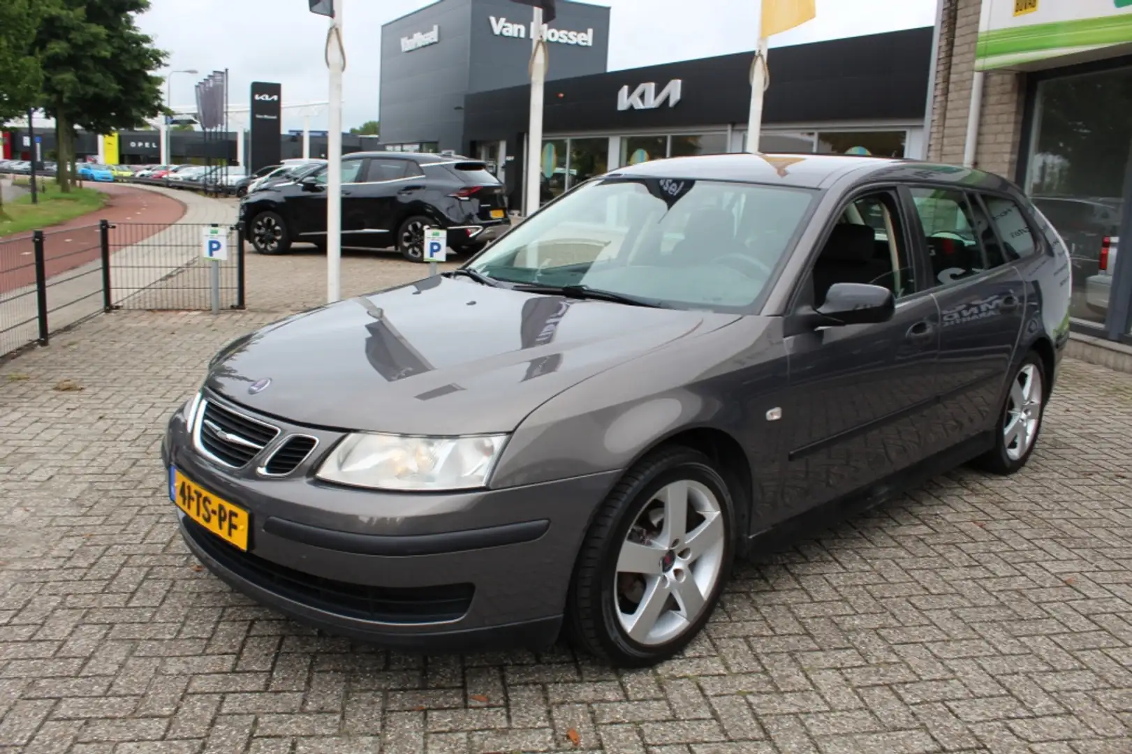 Saab 9-3 Sport Estate 1.8 Linear Grijs - 2
