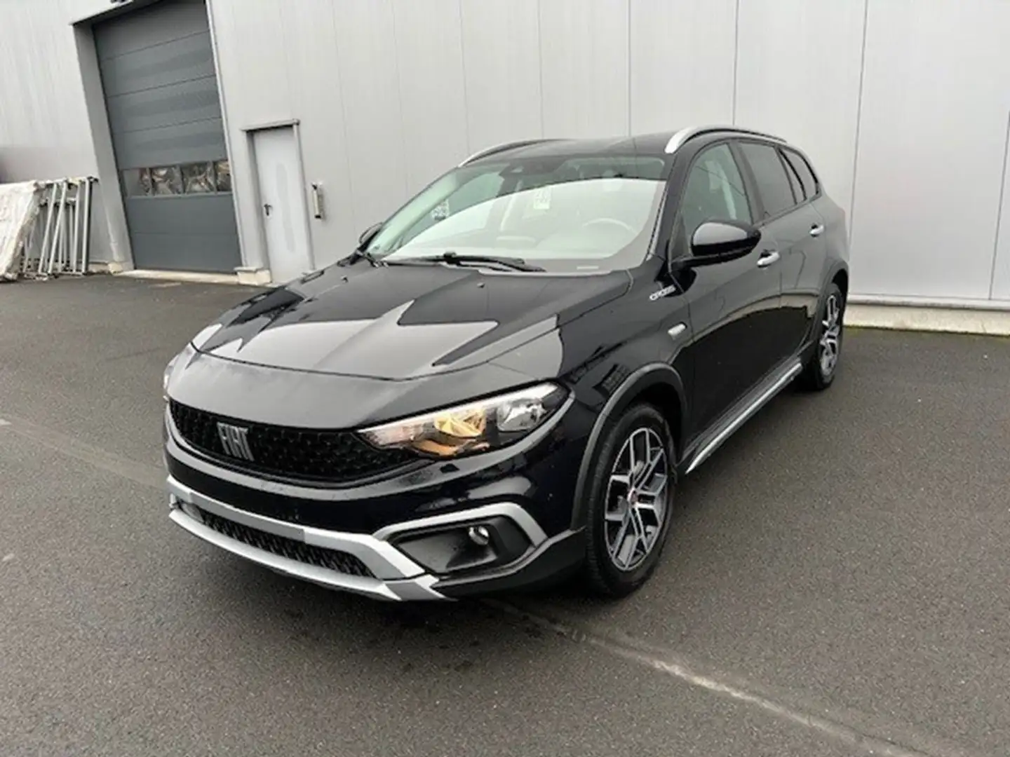 Fiat Tipo SW 2 1.0 Firefly 100 CROSS Zwart - 1