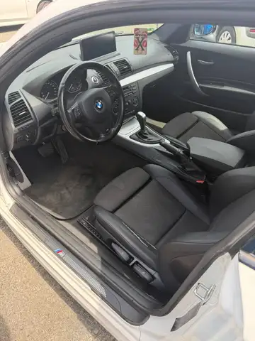 BMW 1 Series view 7