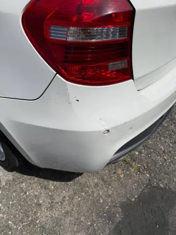 BMW 1 Series view 15