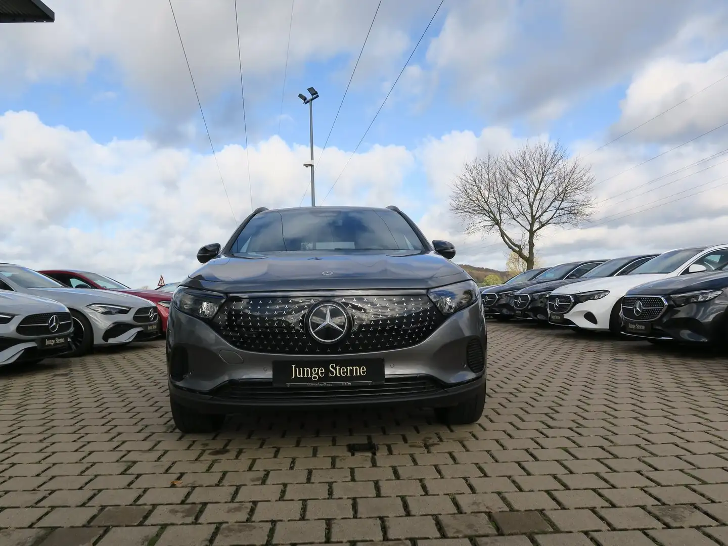 Mercedes-Benz EQA 350 4M AHK Night Burmester *FlexBonus* Grau - 2