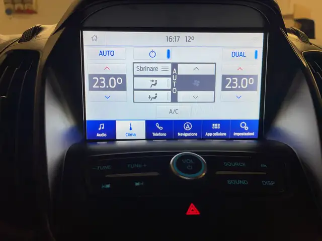 Ford Kuga view 13